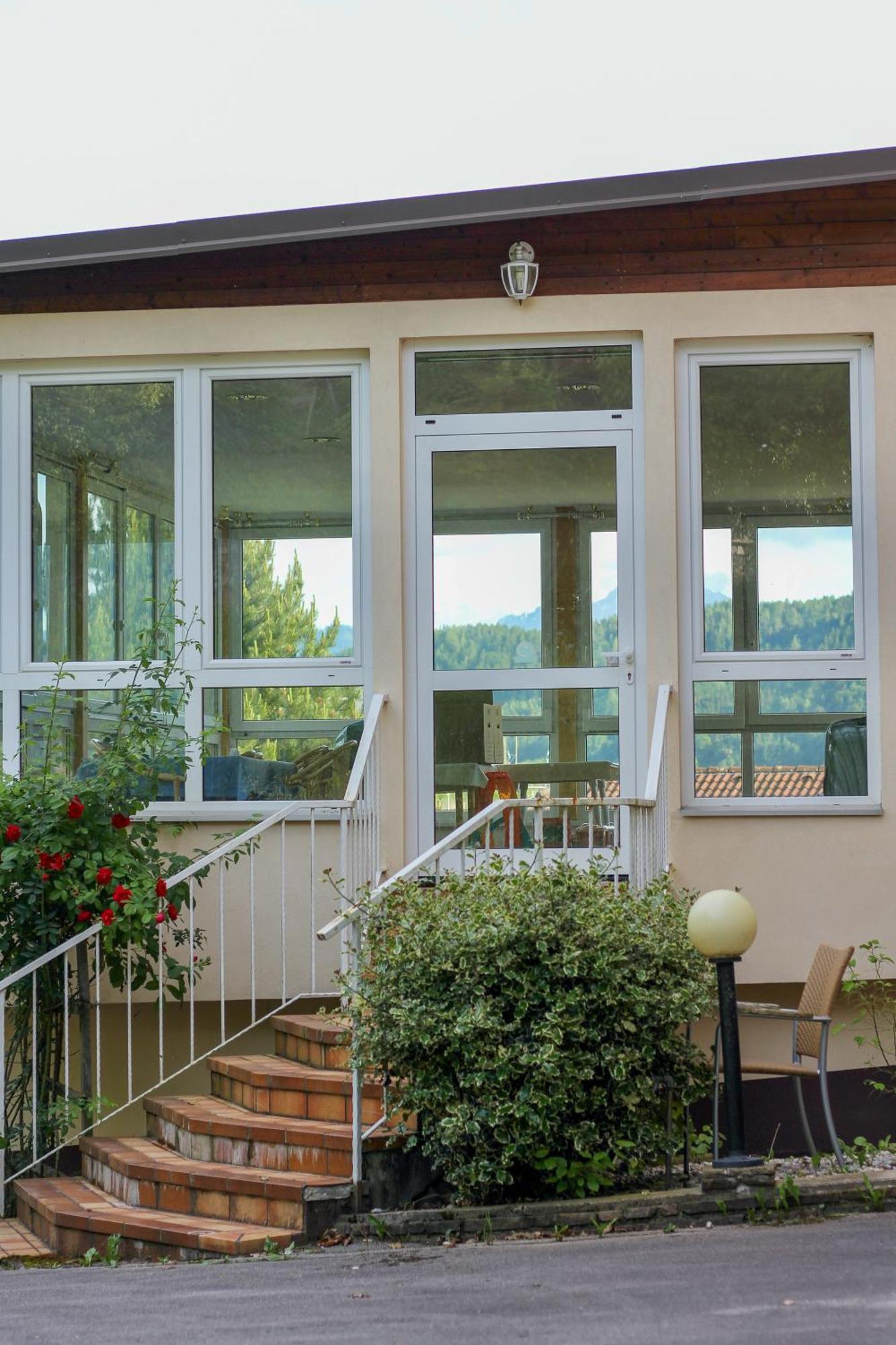 Self-Check In Apartmenthotel Seeglueck Pörtschach am Wörthersee Extérieur photo